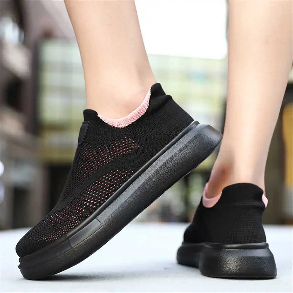 Platform Kousen Bruine Schoene - Badminton Vietnam recensie en prijs