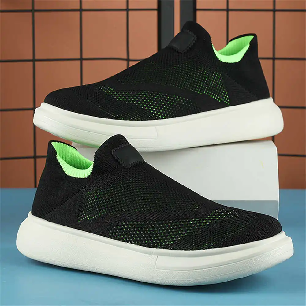 Platform Kousen Bruine Schoene - Badminton Vietnam recensie en prijs